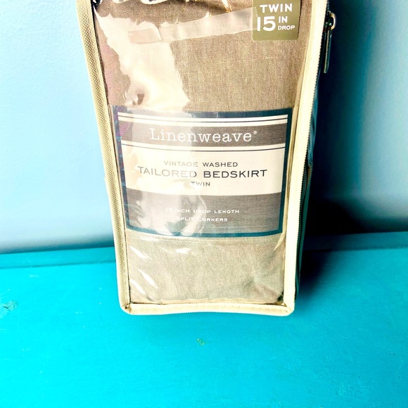 Linen Weave Twin BedSkirt , Gray 15 Inch Drop - Picture 6 of 6